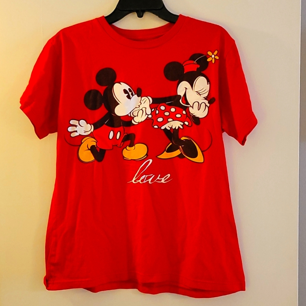 Disney tee